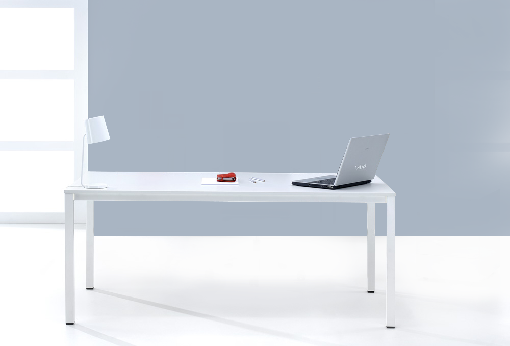 Γραφείο εργασίας Dromeas σειράς Tetra διάστασης 120Χ60Χ73Η με σκελετό σε απόχρωση υπόλευκο και επιφάνεια σε απόχρωση υπόλευκο